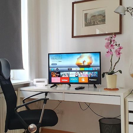 וינה Quiet 2-Room Flat, Walking Distance To City Centre מראה חיצוני תמונה