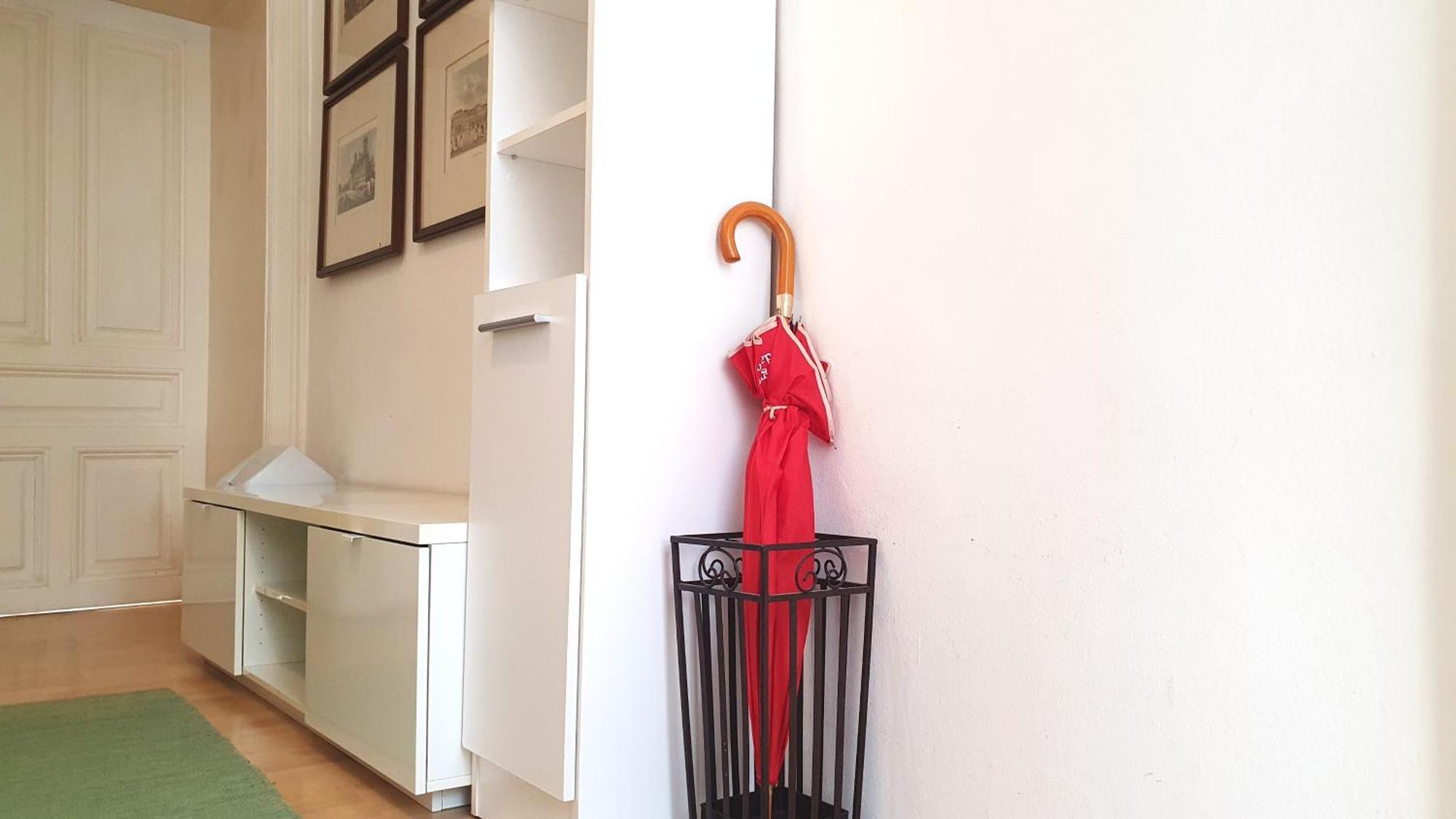 וינה Quiet 2-Room Flat, Walking Distance To City Centre מראה חיצוני תמונה