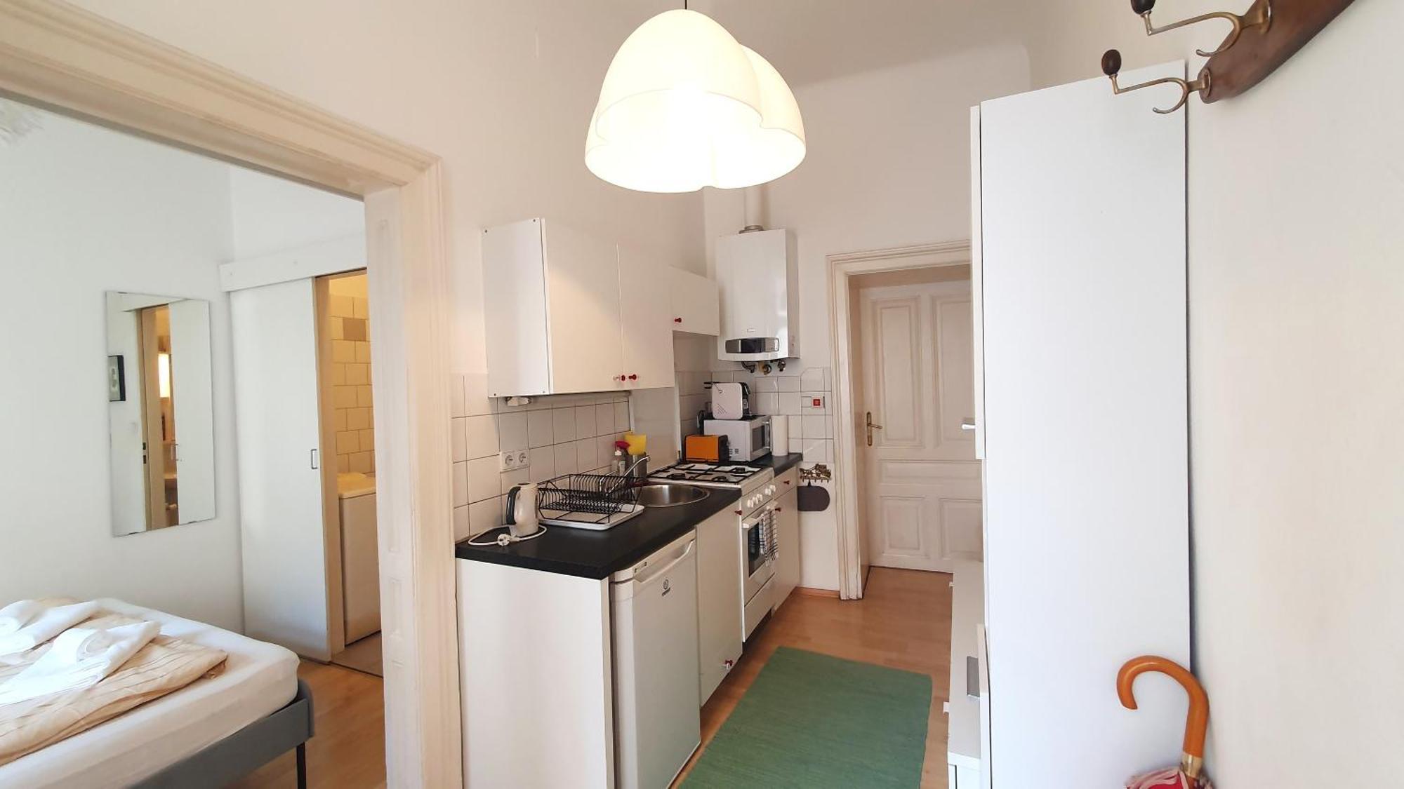 וינה Quiet 2-Room Flat, Walking Distance To City Centre מראה חיצוני תמונה